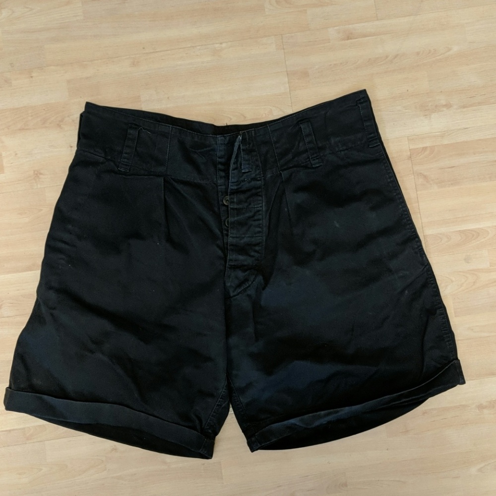 Jet Set sturdy black cotton shorts.